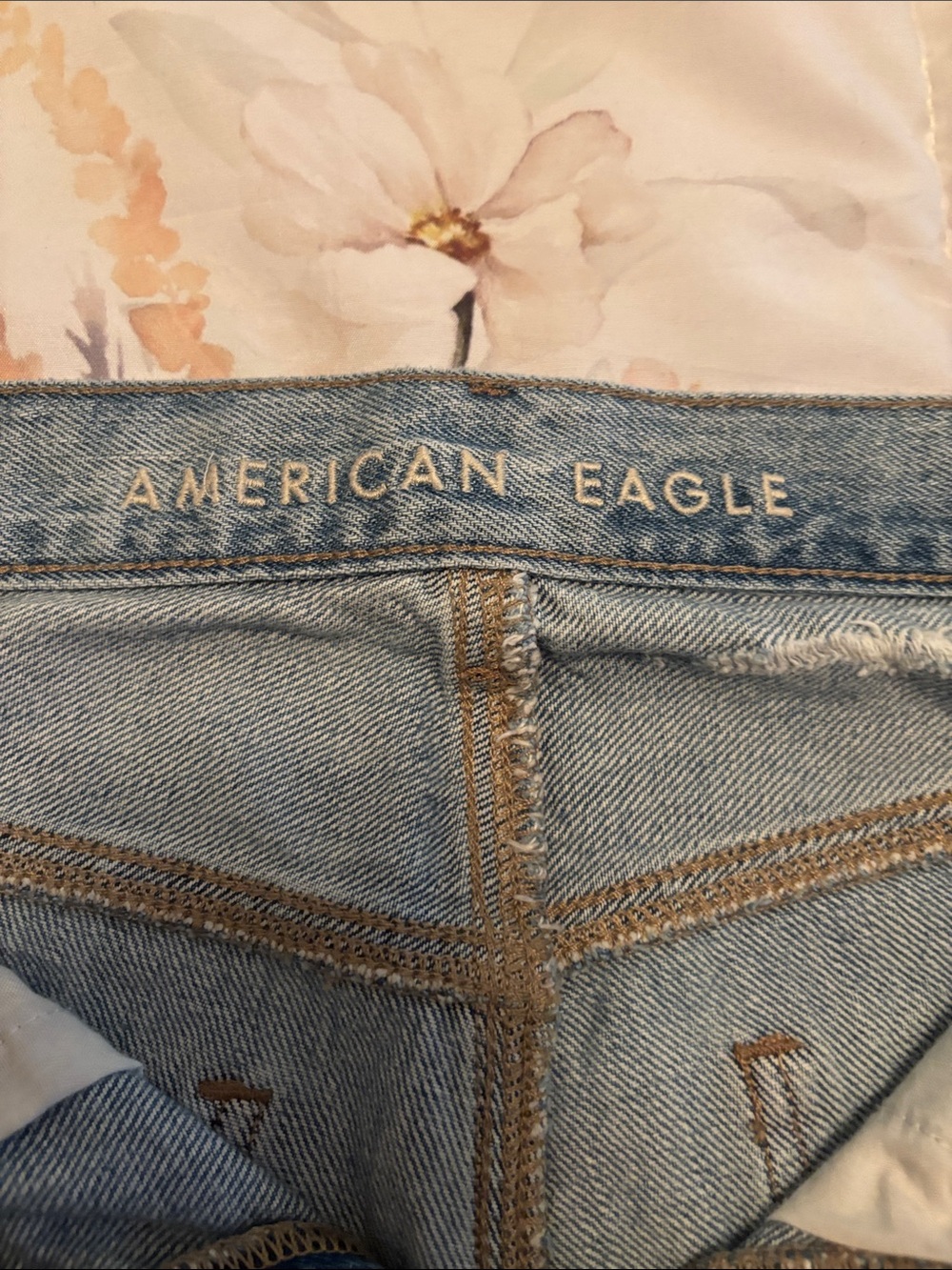 American Eagle Outfitters Light Blue Distressed Denim Shorts - Picture 3 of 4